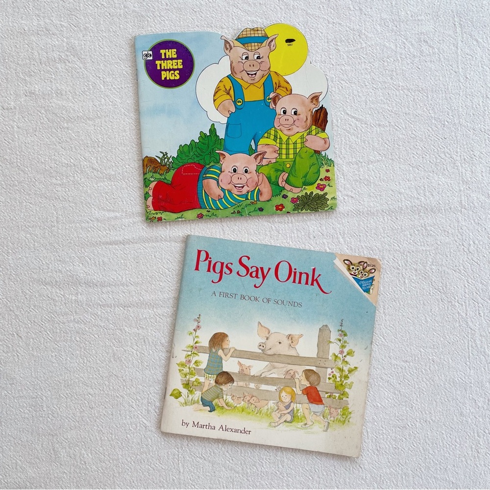Vintage The Three Pigs & Pigs Say Oink Book Bundle